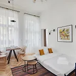 Kosciuszki Homely Apartment